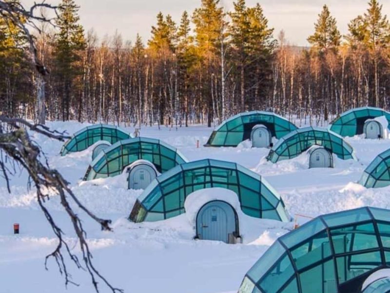 Kakslauttanen Arctic resort - Small Igloo East village Side Angle