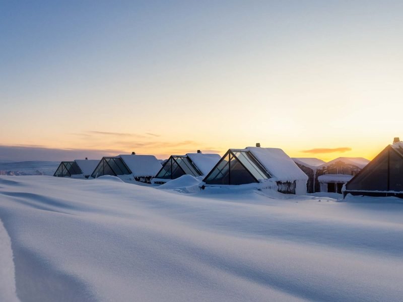 Aurora Glass Cabin - Exterior 2 - Star Arctic hotel
