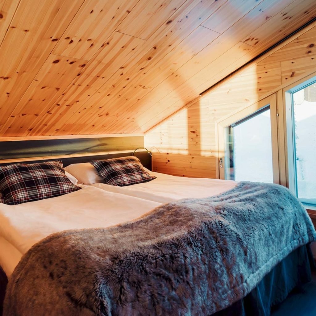 Star Arctic Hotel Saariselka - Bed under roof