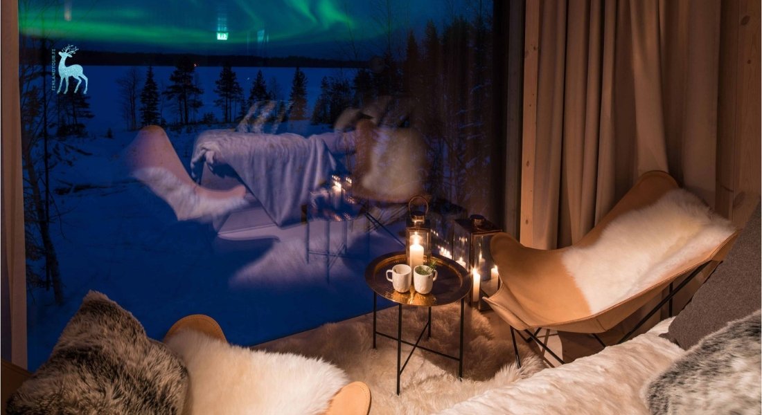 Arctic TreeHouse Double Suite - Outside view from Glass