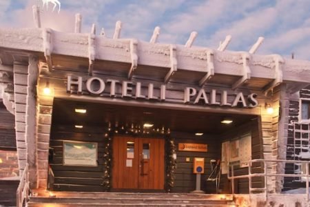 Hotel Pallas reception
