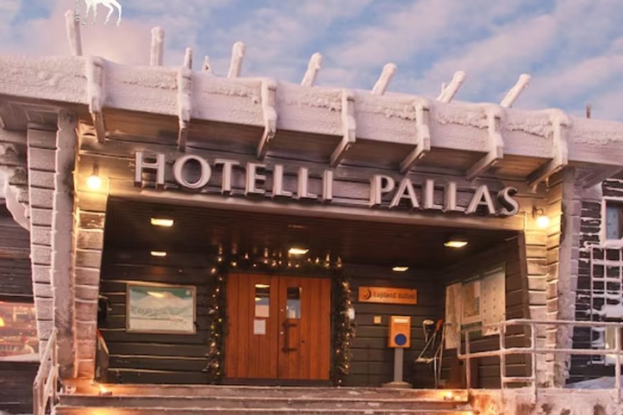 Hotel Pallas reception